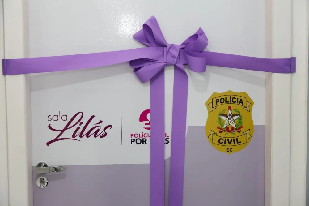 Polícia Civil inaugura Sala Lilás em Tijucas para acolher mulheres e crianças vítimas de violência